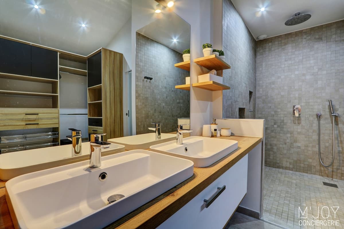 Salle de bain principale